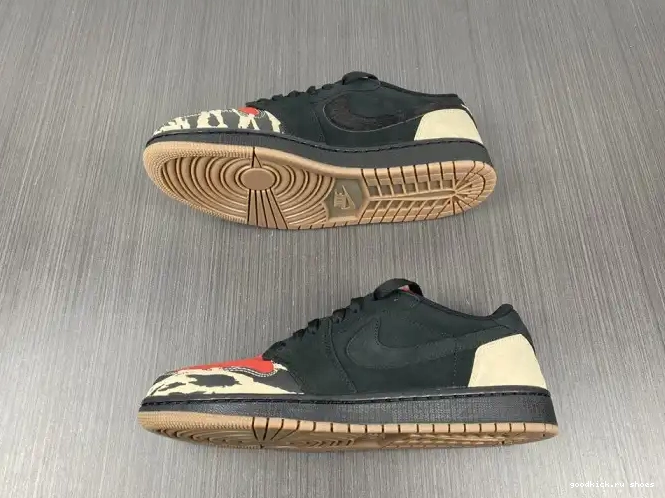 Cheap Low DN3400-001 SoleFly Jordan Air x Carnivore 1 0502